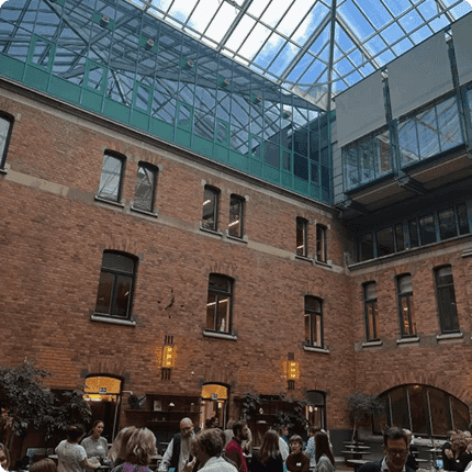 Familjen Kamprads stiftelse på Instagram